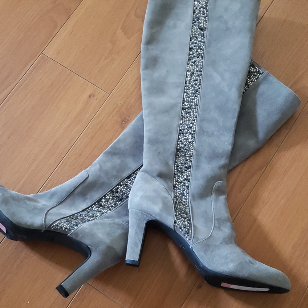 Greg boots